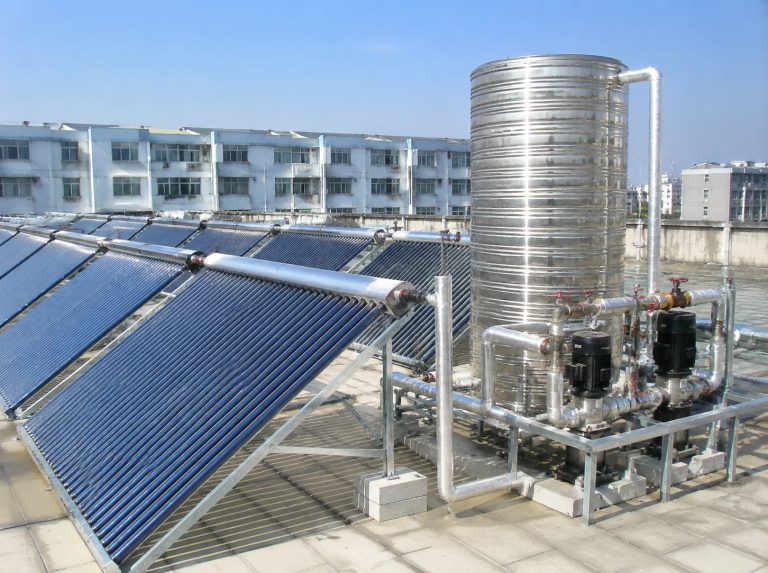 阳新县商用大容量真空管太阳能热水系统